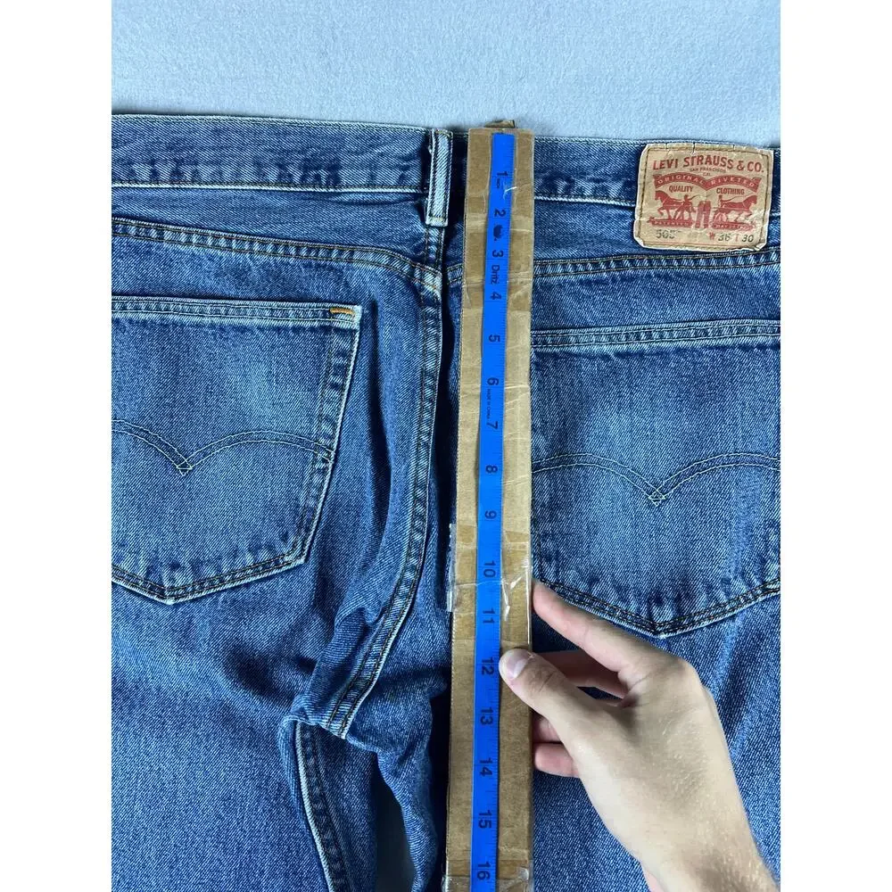 Levi's 505 Jeans Mens 36x30 Blue Regular Fit Straight Leg Medium Wash Denim